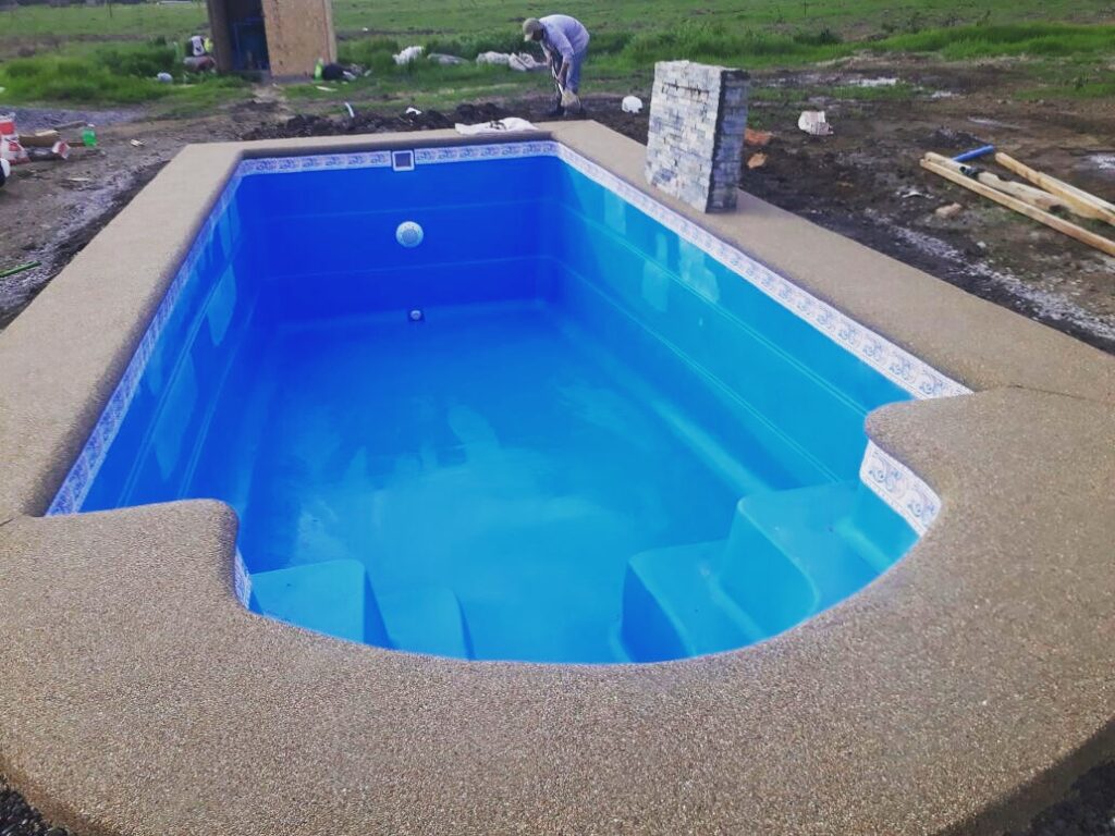 PISCINAS DE FIBRA DE VIDRIO | Piscinas Treulen